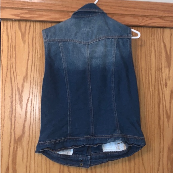 Studded jean vest - Picture 3 of 4